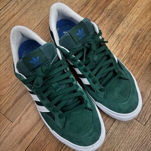 Adidas Originals Nora Sneakers size 9.5 in Green